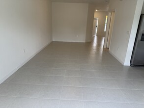 18406 SW 2nd St in Pembroke Pines, FL - Building Photo - Building Photo