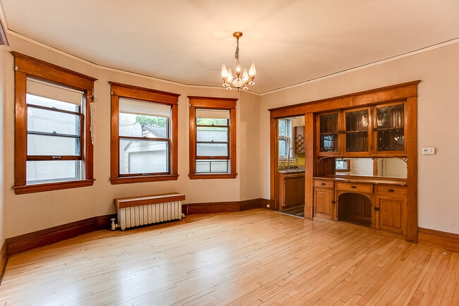 1651 Minnehaha Ave W in St. Paul, MN - Building Photo - Building Photo
