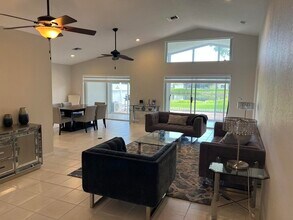 10596 Sunset Isles Ct in Boynton Beach, FL - Building Photo - Building Photo