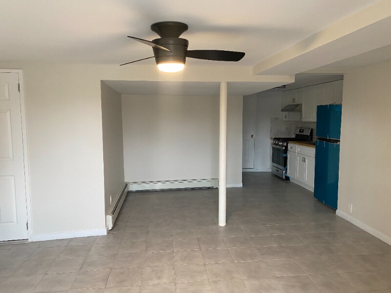 71 Halley St-Unit -Basement in Yonkers, NY - Building Photo
