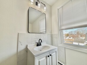 148 Benham Rd in Seymour, CT - Building Photo - Building Photo