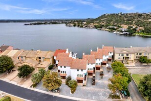 415 Horseshoe Bay N Blvd in Horseshoe Bay, TX - Building Photo