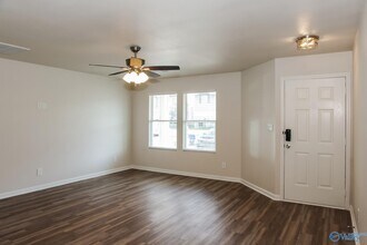 204 Farmington Dr in Harvest, AL - Building Photo - Building Photo