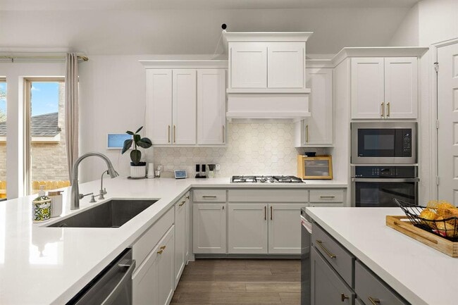 property at 1213 Thunderhead Trl