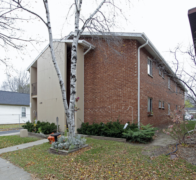 1109 Cherry St in Green Bay, WI - Building Photo - Building Photo