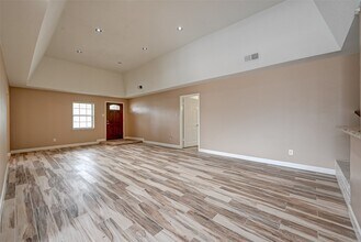 1902 Sedgie Dr in Houston, TX - Building Photo - Building Photo