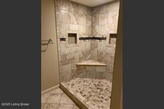 3909 San Marcos Rd in Jeffersontown, KY - Building Photo - Building Photo
