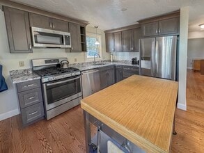 60 Evergreen Ave in Franklin, NH - Building Photo - Building Photo