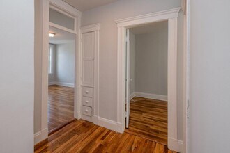 280 Chestnut Ave, Unit 4 in Boston, MA - Building Photo - Building Photo