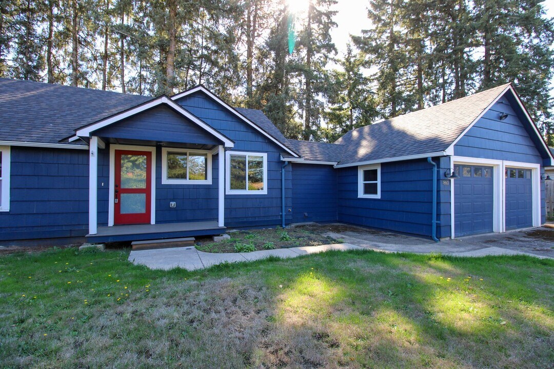 860 Boxwood Ln SE in Salem, OR - Building Photo