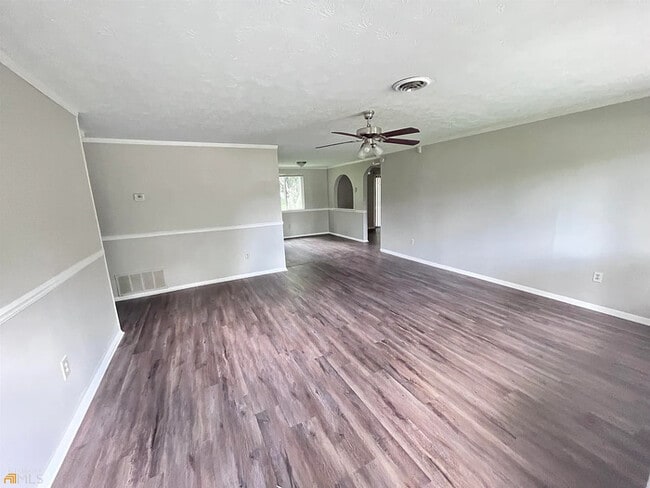 3723 Bramblevine Cir in Stonecrest, GA - Building Photo - Building Photo