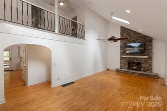 187 Pine Vlg, Unit 1 in Blowing Rock, NC - Building Photo - Building Photo