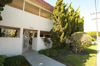 Cypress Pointe in San Clemente, CA - Foto de edificio - Building Photo