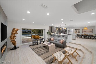 2341 Mayfield Ct in Naples, FL - Building Photo - Building Photo