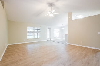 1228 Mt McKinley Ct in Apopka, FL - Building Photo - Building Photo
