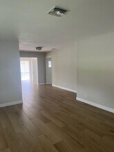 500 NW 53rd St in Boca Raton, FL - Building Photo - Building Photo