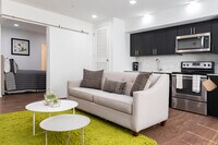 9 E. Mount Royal - 6