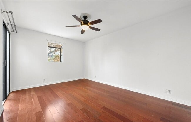 330 Cordova St in Pasadena, CA - Building Photo - Building Photo