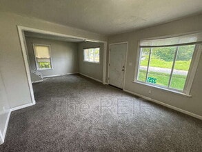 3251 Spruce St in Inkster, MI - Building Photo - Building Photo