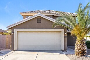 12249 W Larkspur Rd in El Mirage, AZ - Building Photo