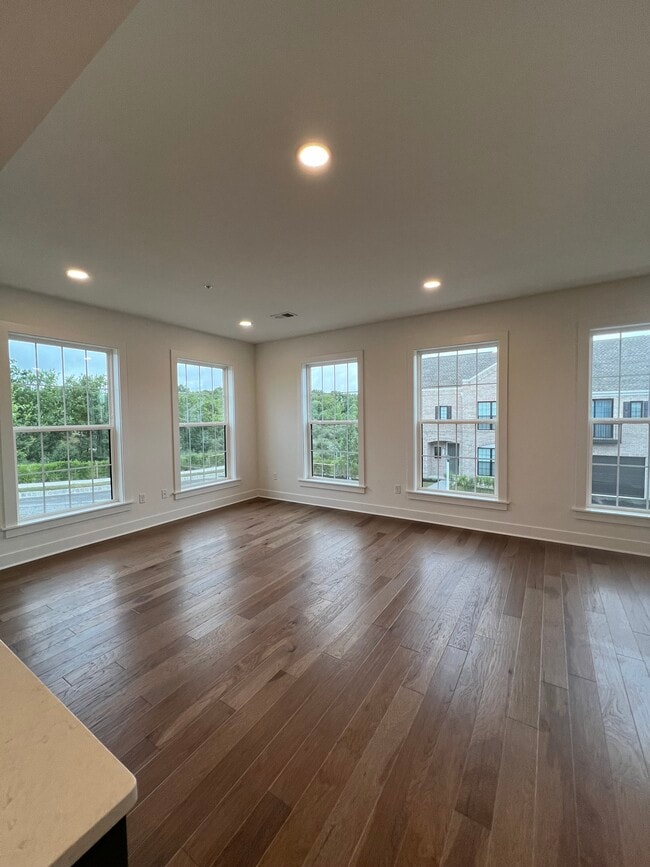 330 E Lake St in Cranberry Township, PA - Building Photo - Building Photo