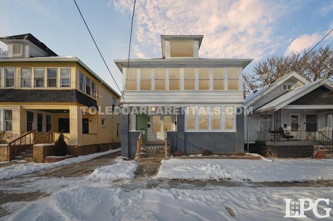 1956 Barrows St in Toledo, OH - Building Photo - Building Photo