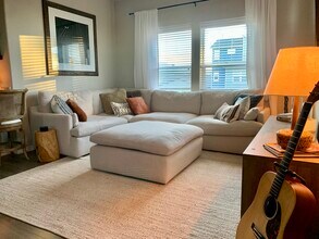 713 Grissom Dr in Colorado Springs, CO - Foto de edificio - Building Photo