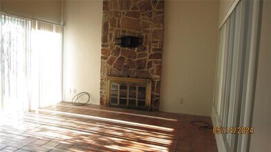 13422 Blossomheath Ln in Dallas, TX - Building Photo - Building Photo