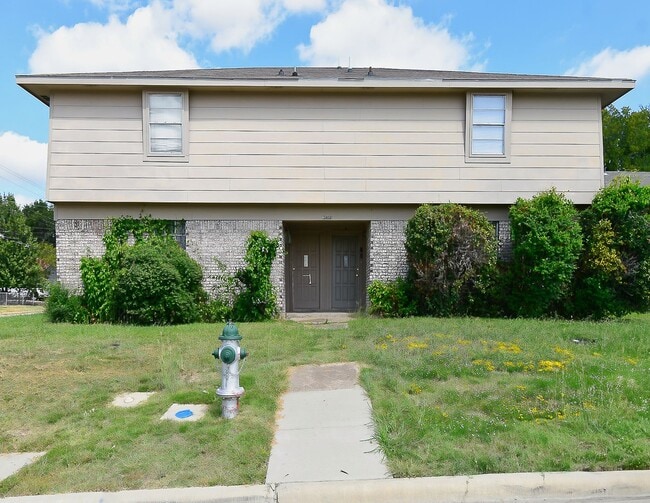 property at 3406 Stanford St