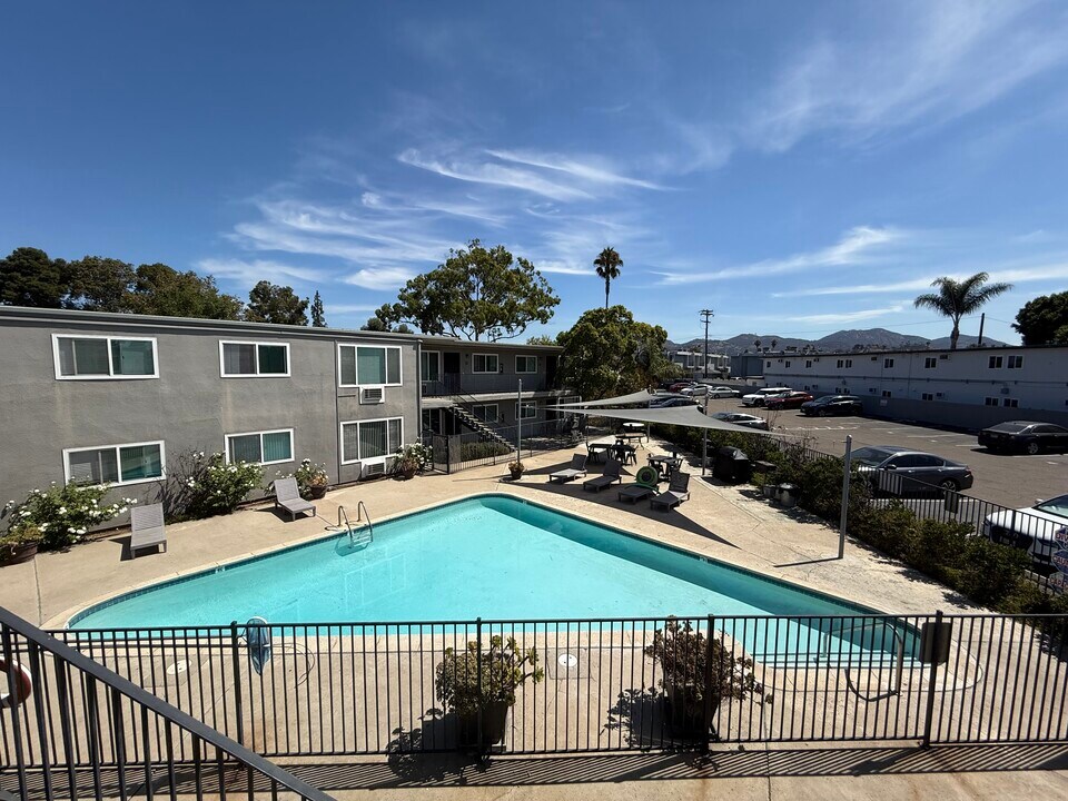 Jamacha Apartments in El Cajon, CA - Foto de edificio