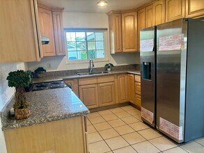 297 Juniper St in Vacaville, CA - Building Photo - Building Photo