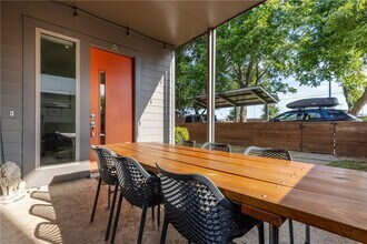 500 W 51st St in Austin, TX - Building Photo - Building Photo