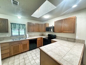 1291 Edgewater Falls in Canyon Lake, TX - Building Photo - Building Photo