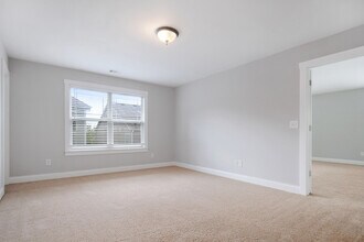 2056 Hatteras Wy in Atlanta, GA - Building Photo - Building Photo