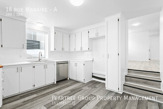 18 Rue Madaire in Gatineau, QC - Building Photo - Building Photo