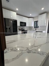 12940 NW Miami Ct in Miami, FL - Building Photo - Building Photo