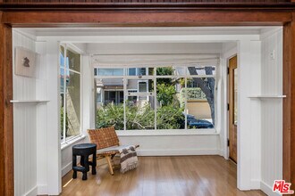 126 Fraser Ave in Santa Monica, CA - Building Photo - Building Photo