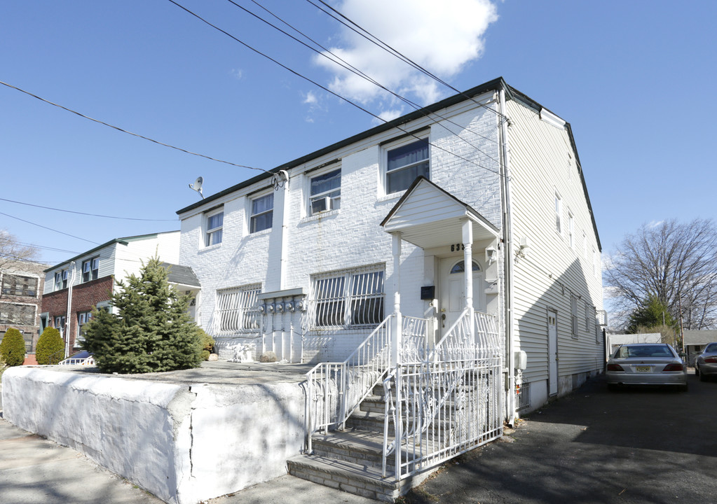 633-635 Myrtle St in Elizabeth, NJ - Building Photo