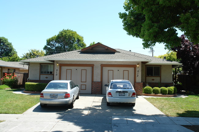 510-512 Northlake Dr in San Jose, CA - Building Photo - Building Photo