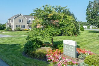 Willow Woods Apartments in Lancaster, PA - Building Photo - Building Photo