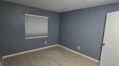 7210 N Manhattan Ave, Unit Manhattan 2011 in Tampa, FL - Building Photo - Building Photo