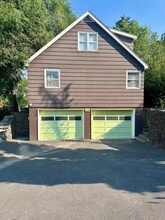 2039 Manzanita St in Klamath Falls, OR - Building Photo - Building Photo