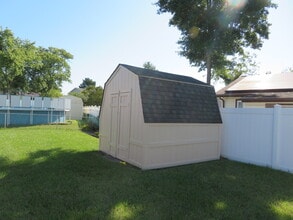 7895 Pavilion Dr in Severn, MD - Building Photo - Building Photo