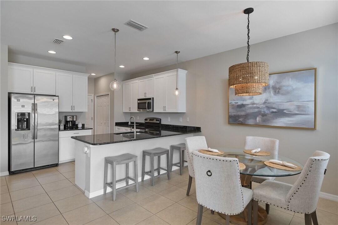 3757 Tilbor Circle in Ft. Myers, FL - Building Photo
