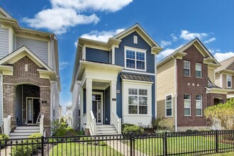 10 N Dryden Pl in Arlington Heights, IL - Building Photo - Building Photo
