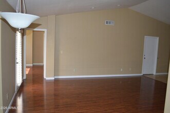 4235 E Windmere Dr in Phoenix, AZ - Building Photo - Building Photo