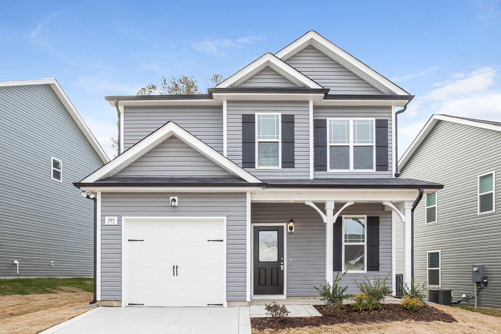 395 Crawford Pkwy in Clayton, NC - Building Photo