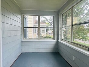 377 Avis St in Rochester, NY - Building Photo - Building Photo