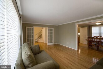 7206 Reservation Dr in Springfield, VA - Building Photo - Building Photo