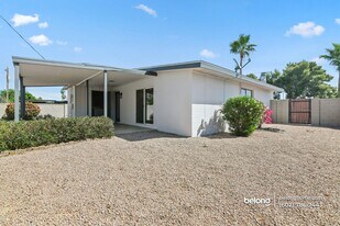 5420 N Granite Reef Rd in Scottsdale, AZ - Building Photo